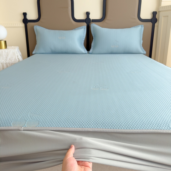 91家纺网 家纺一手货源 找家纺 瑞兴纺 2025新款高分子PE软凉席绣花款床笠款 床笠款-樱桃-蓝