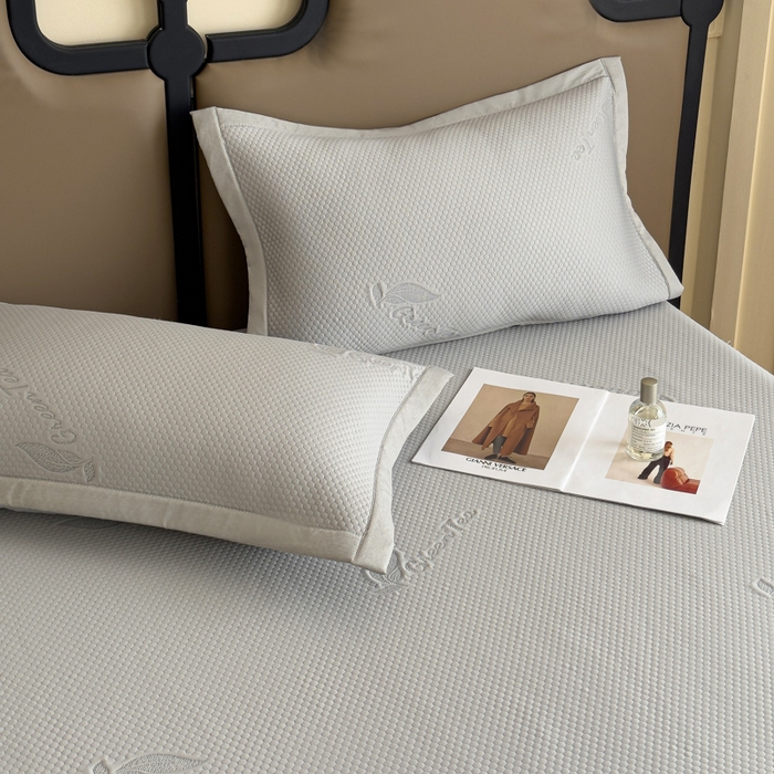 91家纺网 家纺一手货源 找家纺 瑞兴纺 2025新款高分子PE软凉席绣花款床笠款 床笠款-沐夕-灰