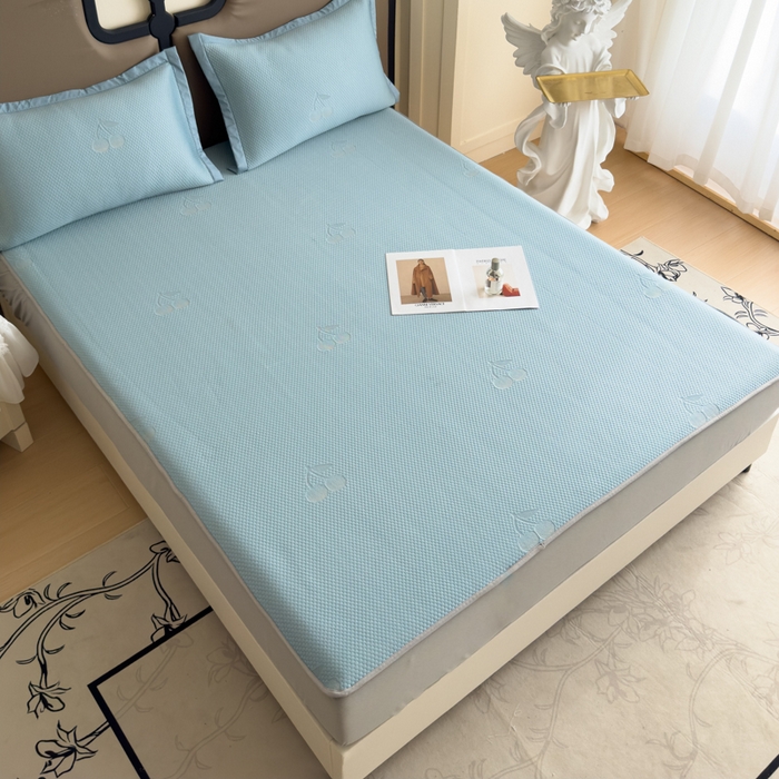 91家纺网 家纺一手货源 找家纺 瑞兴纺 2025新款高分子PE软凉席绣花款床笠款 床笠款-樱桃-蓝