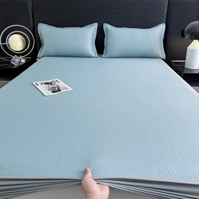 91家纺网 家纺一手货源 找家纺 瑞兴纺 2025新款高分子PE软凉席绣花款床笠款 床笠款-路易威-蓝