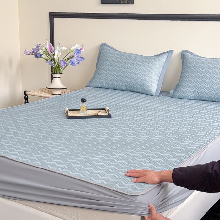 91家纺网 家纺一手货源 找家纺 瑞兴纺 2025新款高分子PE软凉席绣花款床笠款 床笠款-风尚-蓝