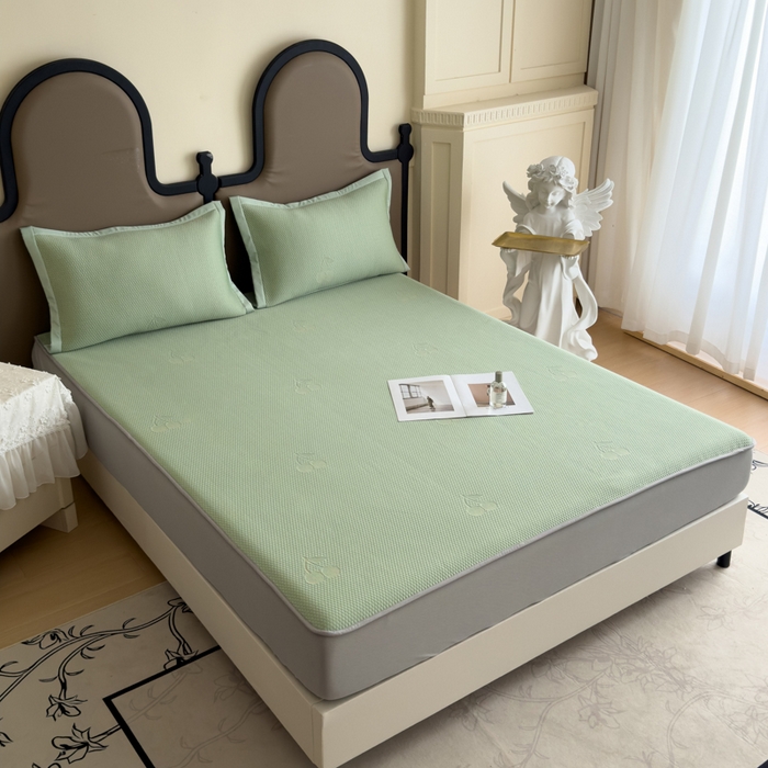 91家纺网 家纺一手货源 找家纺 瑞兴纺 2025新款高分子PE软凉席绣花款床笠款 床笠款-樱桃-绿