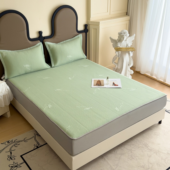 91家纺网 家纺一手货源 找家纺 瑞兴纺 2025新款高分子PE软凉席绣花款床笠款 床笠款-沐夕-绿