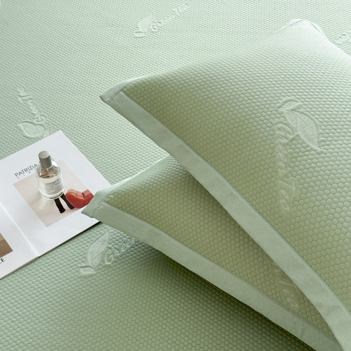 91家纺网 家纺一手货源 找家纺 瑞兴纺 2025新款高分子PE软凉席绣花款床笠款 床笠款-沐夕-绿