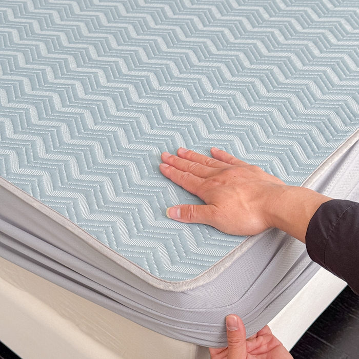 91家纺网 家纺一手货源 找家纺 瑞兴纺 2025新款高分子PE软凉席绣花款床笠款 床笠款-风尚-蓝