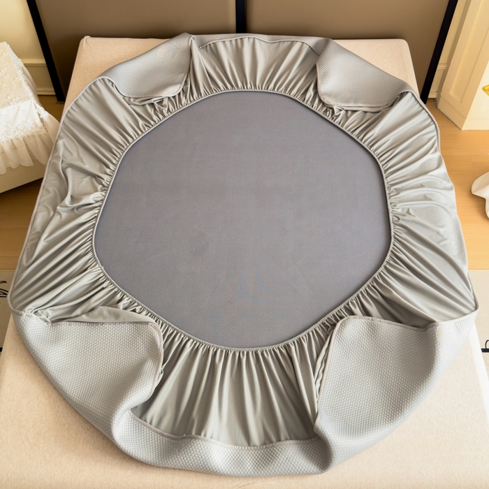 91家纺网 家纺一手货源 找家纺 瑞兴纺 2025新款高分子PE软凉席绣花款床笠款 床笠款-樱桃-灰