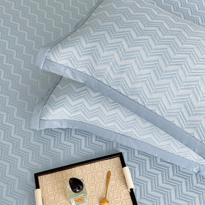 91家纺网 家纺一手货源 找家纺 瑞兴纺 2025新款高分子PE软凉席绣花款床笠款 床笠款-风尚-蓝