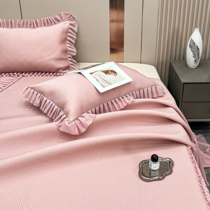 91家纺网 家纺一手货源 找家纺 瑞兴纺 2025新款高分子PE软凉席款床裙款 床裙款-沐夕-粉