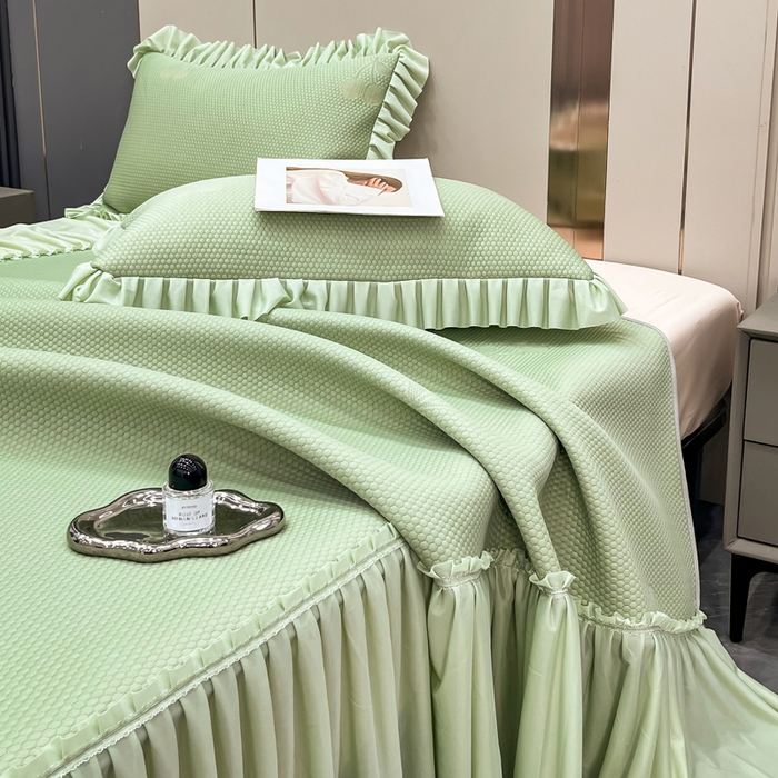 91家纺网 家纺一手货源 找家纺 瑞兴纺 2025新款高分子PE软凉席款床裙款 床裙款-小樱桃-绿