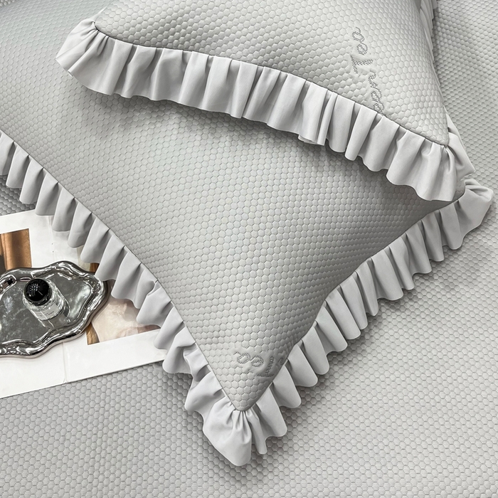 91家纺网 家纺一手货源 找家纺 瑞兴纺 2025新款高分子PE软凉席款床裙款 床裙款-沐夕-灰