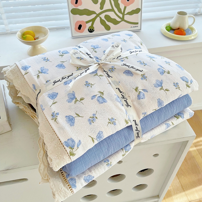 雨彤家纺 2025新款A类高克重云感皱皱双层纱全棉镂空花边款法式四件套-叠拍图 浪漫定义