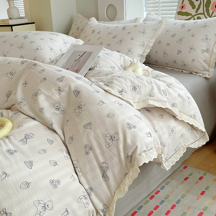 雨彤家纺 2025新款A类高克重云感皱皱双层纱全棉镂空花边款法式四件套-床拍图 蛋糕熊