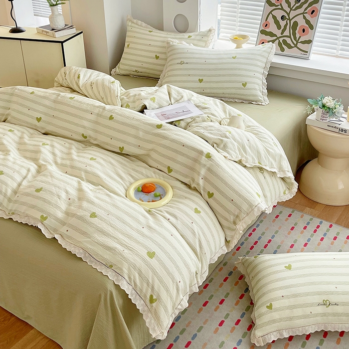 91家纺网 家纺一手货源 找家纺 （总）雨彤家纺 2025新款A类高克重云感皱皱双层纱全棉镂空花边款法式四件套-床拍图