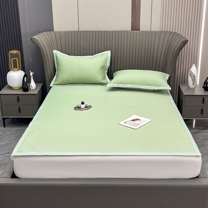 91家纺网 家纺一手货源 找家纺 （总）瑞兴纺 2025新款高分子PE软凉席绣花款床单款