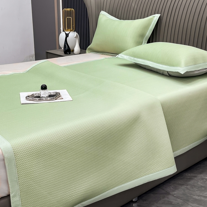 91家纺网 家纺一手货源 找家纺 瑞兴纺 2025新款高分子PE软凉席绣花款床单款 床单款-华夫格-绿