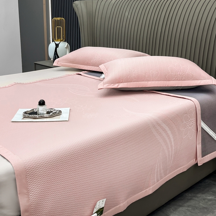 91家纺网 家纺一手货源 找家纺 瑞兴纺 2025新款高分子PE软凉席绣花款床单款 床单款-五朵金花-粉