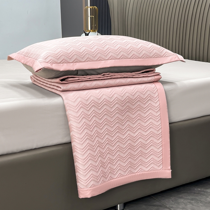 91家纺网 家纺一手货源 找家纺 （总）瑞兴纺 2025新款高分子PE软凉席绣花款床单款