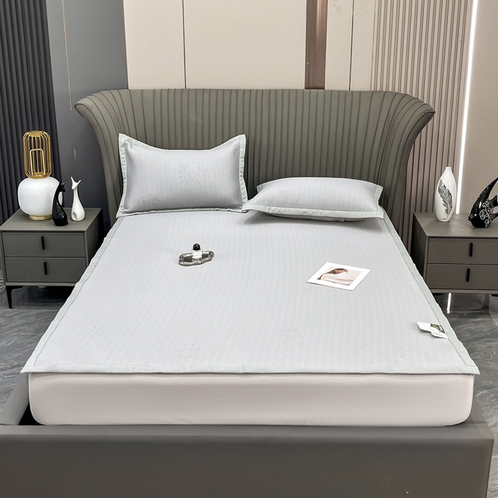 91家纺网 家纺一手货源 找家纺 （总）瑞兴纺 2025新款高分子PE软凉席绣花款床单款