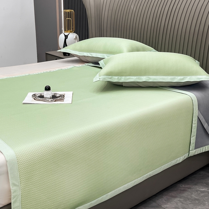 91家纺网 家纺一手货源 找家纺 瑞兴纺 2025新款高分子PE软凉席绣花款床单款 床单款-华夫格-绿