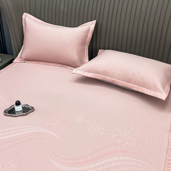 91家纺网 家纺一手货源 找家纺 瑞兴纺 2025新款高分子PE软凉席绣花款床单款 床单款-五朵金花-粉