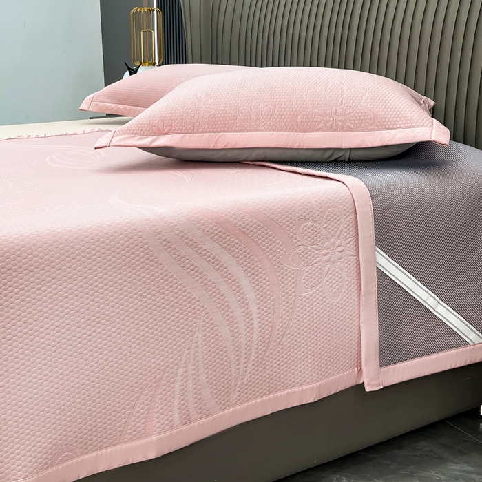 91家纺网 家纺一手货源 找家纺 瑞兴纺 2025新款高分子PE软凉席绣花款床单款 床单款-五朵金花-粉