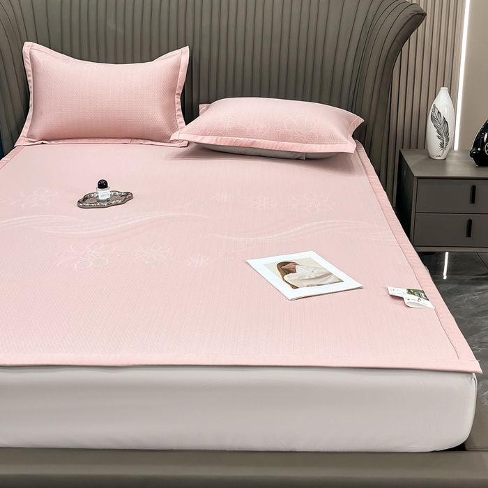 91家纺网 家纺一手货源 找家纺 瑞兴纺 2025新款高分子PE软凉席绣花款床单款 床单款-五朵金花-粉