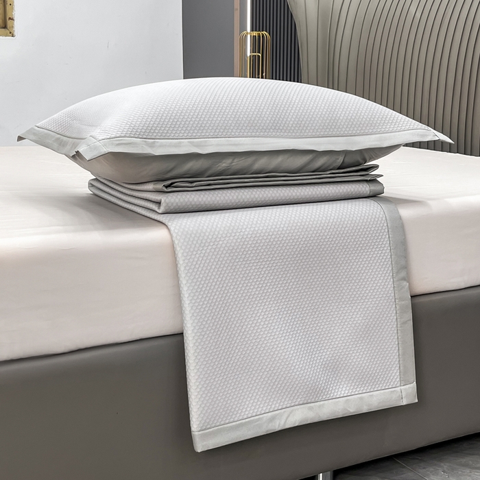 91家纺网 家纺一手货源 找家纺 瑞兴纺 2025新款高分子PE软凉席绣花款床单款 床单款-华夫格-灰