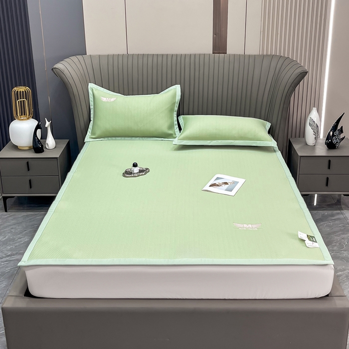 91家纺网 家纺一手货源 找家纺 瑞兴纺 2025新款高分子PE软凉席绣花款床单款 绣花床单款-格调-绿