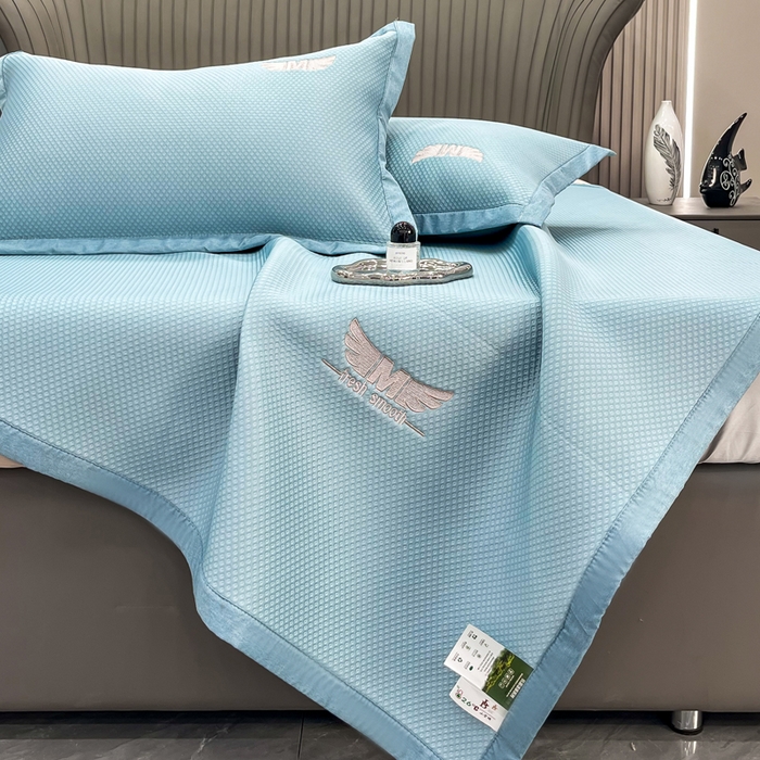 91家纺网 家纺一手货源 找家纺 瑞兴纺 2025新款高分子PE软凉席绣花款床单款 绣花床单款-格调-蓝
