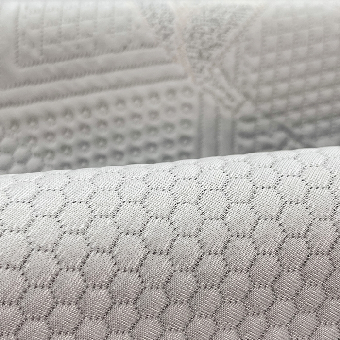 91家纺网 家纺一手货源 找家纺 瑞兴纺 2025新款高分子PE软凉席绣花款床单款 床单款-路易威-灰