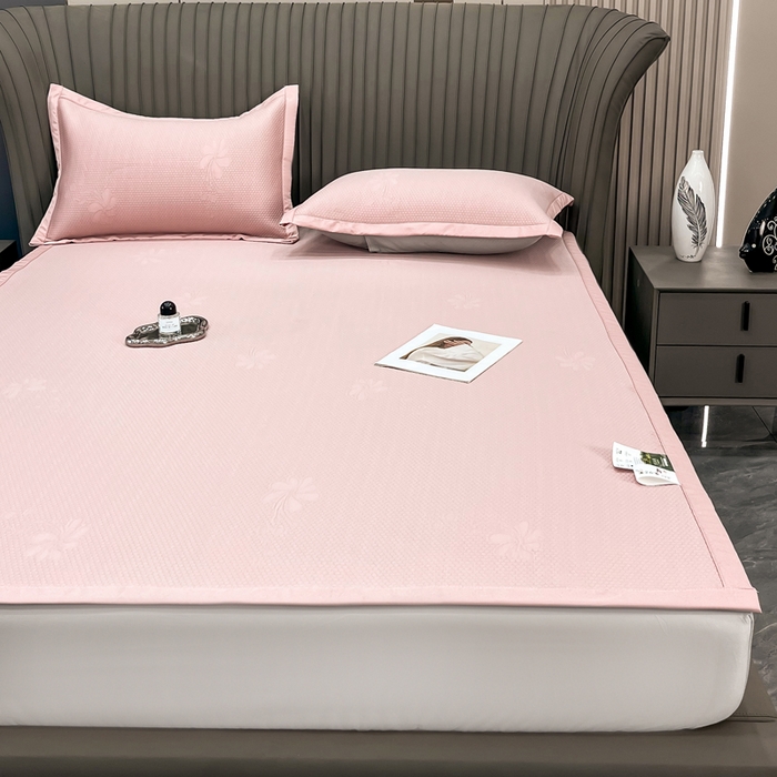 91家纺网 家纺一手货源 找家纺 瑞兴纺 2025新款高分子PE软凉席绣花款床单款 床单款-花之语-粉