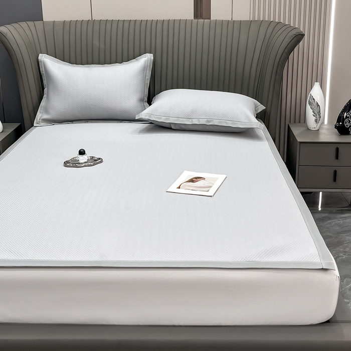 91家纺网 家纺一手货源 找家纺 瑞兴纺 2025新款高分子PE软凉席绣花款床单款 床单款-华夫格-灰