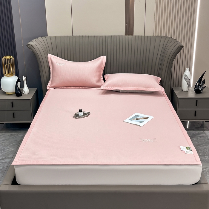 91家纺网 家纺一手货源 找家纺 瑞兴纺 2025新款高分子PE软凉席绣花款床单款 绣花床单款-格调-粉