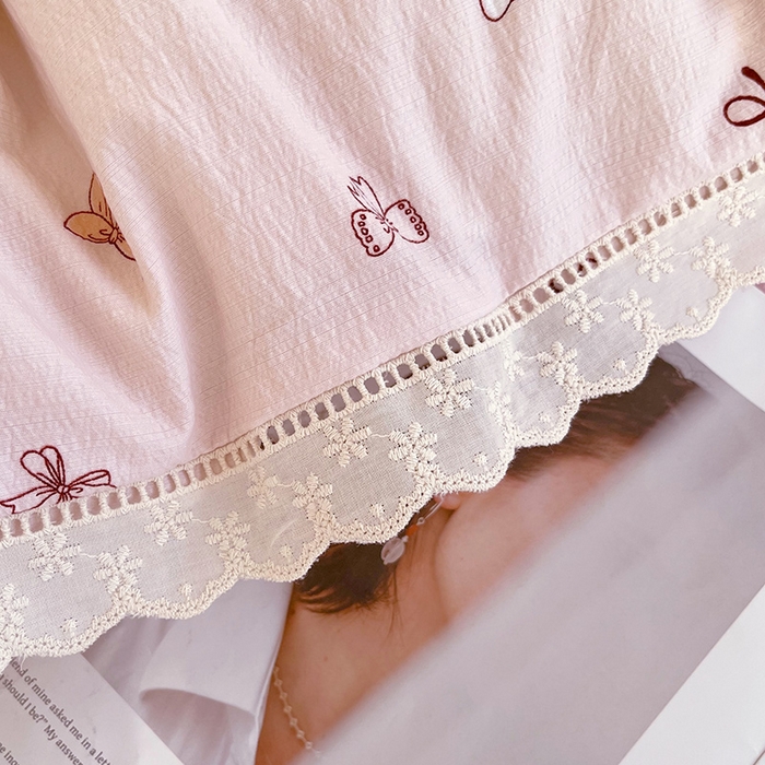 91家纺网 家纺一手货源 找家纺 雨彤家纺 2025新款A类高克重云感皱皱双层纱全棉镂空花边款法式四件套-床拍图 春花-粉