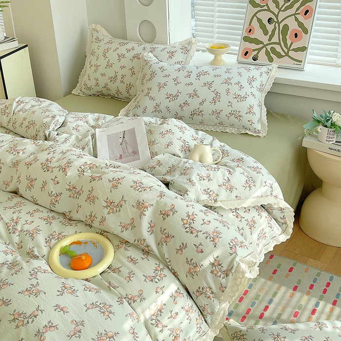 91家纺网 家纺一手货源 找家纺 雨彤家纺 2025新款A类高克重云感皱皱双层纱全棉镂空花边款法式四件套-床拍图 秋的果实