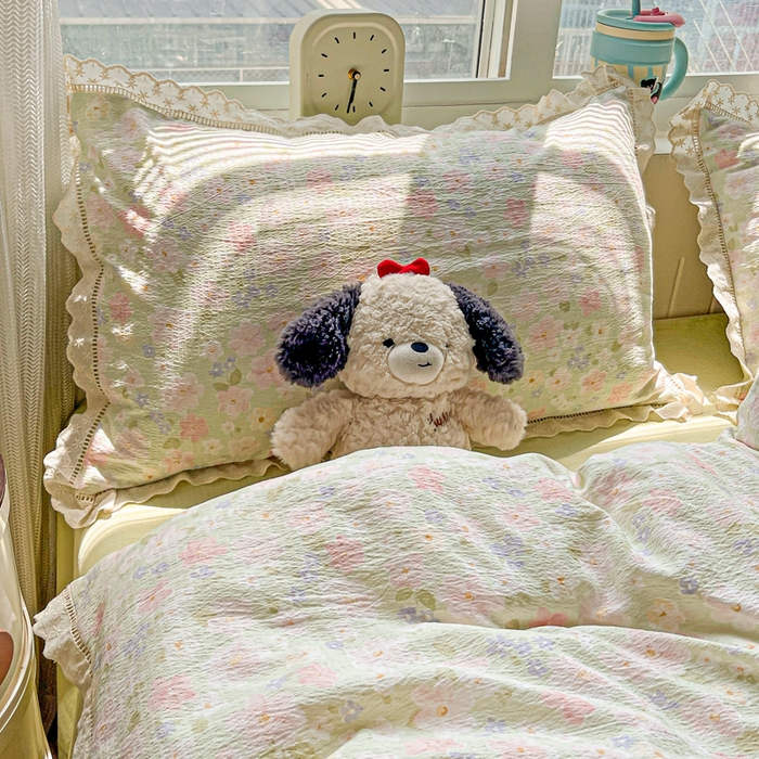 91家纺网 家纺一手货源 找家纺 仟网汇 2025新款云感皱皱双层纱全棉花边四件套 莱茵河畔