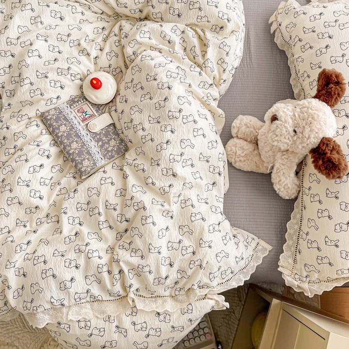 91家纺网 家纺一手货源 找家纺 仟网汇 2025新款云感皱皱双层纱全棉花边四件套 小黑兔