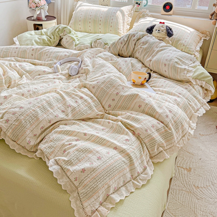 91家纺网 家纺一手货源 找家纺 仟网汇 2025新款云感皱皱双层纱全棉花边四件套 白茶-绿