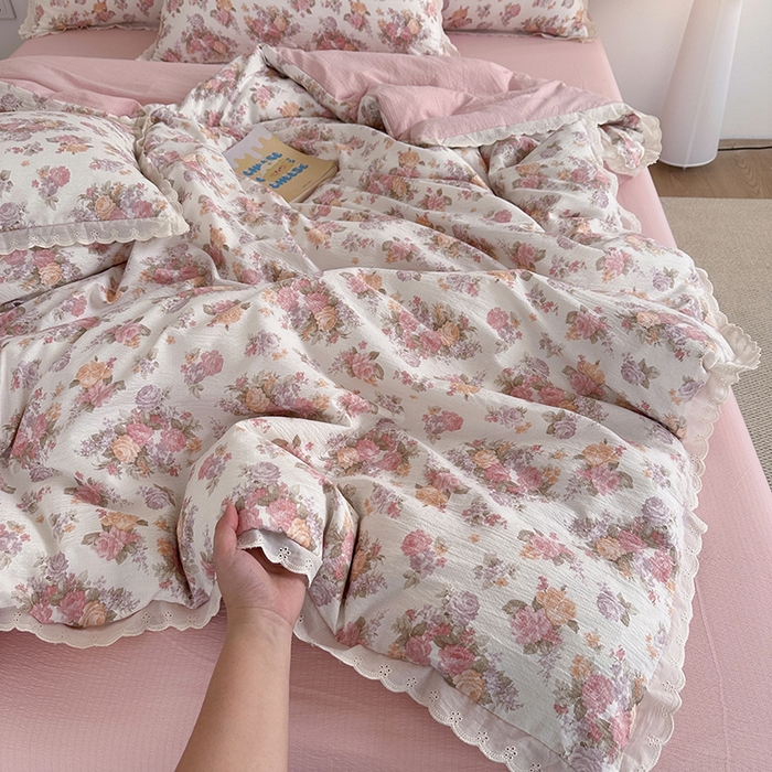 91家纺网 家纺一手货源 找家纺 （总）斯卡诺家纺 2025新款纯棉花边双层纱夏被四件套水洗棉夏被四件套