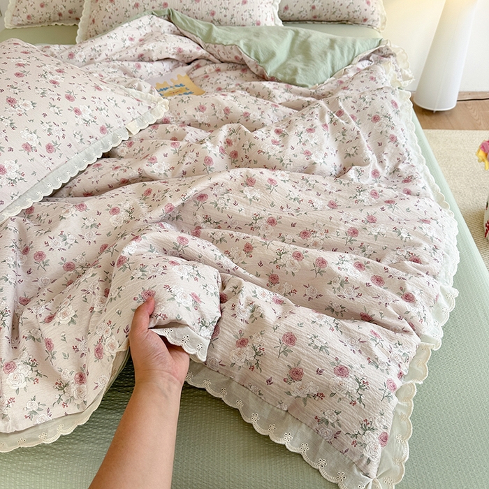 91家纺网 家纺一手货源 找家纺 （总）斯卡诺家纺 2025新款纯棉花边双层纱夏被四件套水洗棉夏被四件套