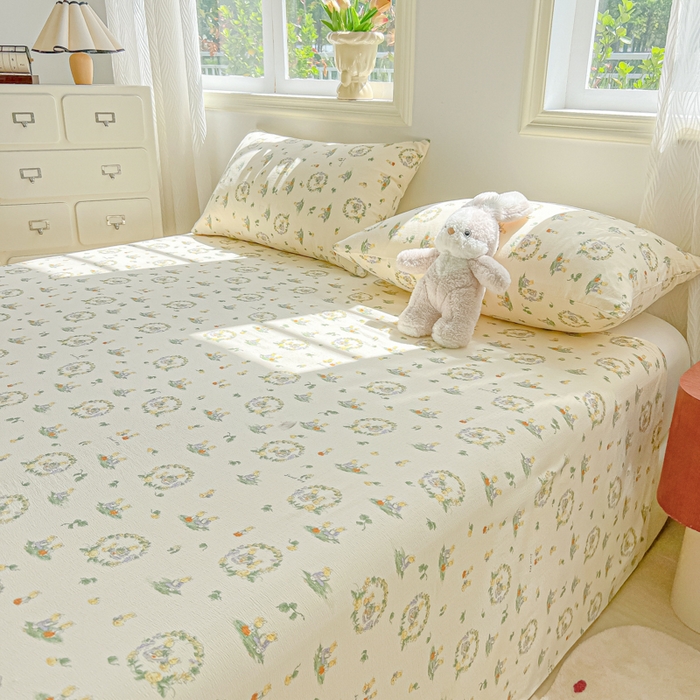 91家纺网 家纺一手货源 找家纺 罗亿家纺 2025新款云感双层纱碎花床单 兔子的欢喜