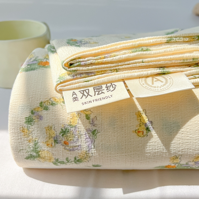 91家纺网 家纺一手货源 找家纺 罗亿家纺 2025新款云感双层纱碎花床单 兔子的欢喜