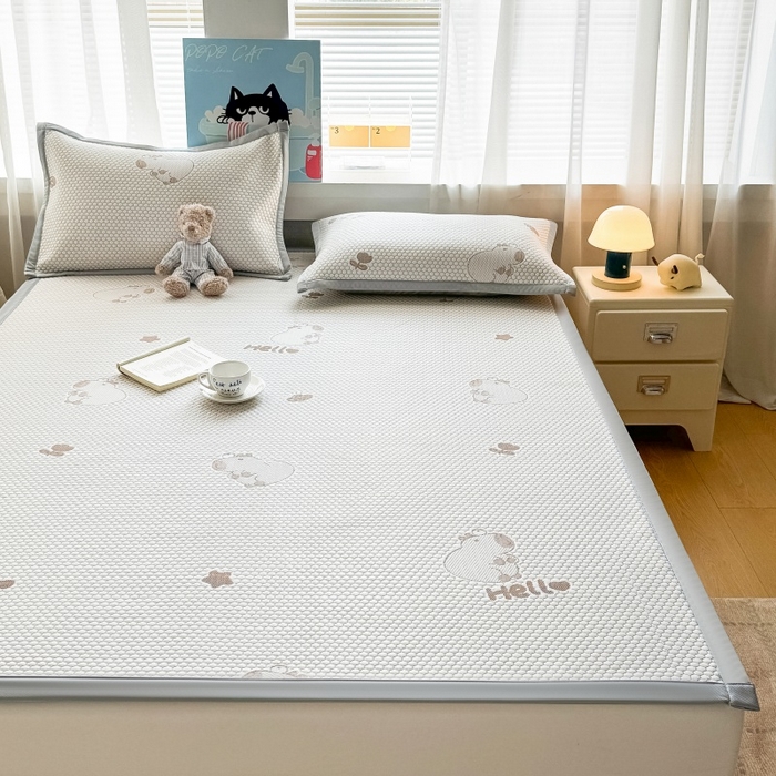 91家纺网 家纺一手货源 找家纺 水云缦 2025新款提花冰豆豆软席 卡皮巴拉-咖-条席款