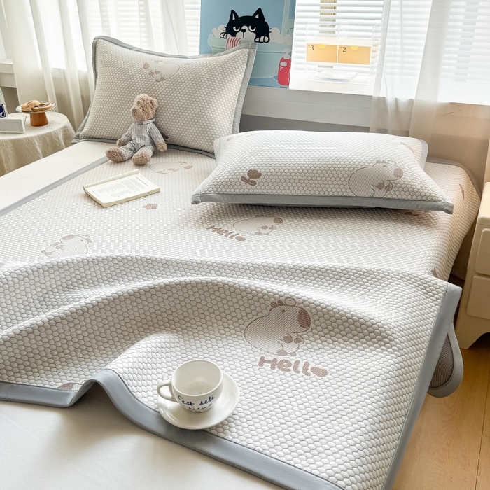 91家纺网 家纺一手货源 找家纺 水云缦 2025新款提花冰豆豆软席 卡皮巴拉-咖-条席款