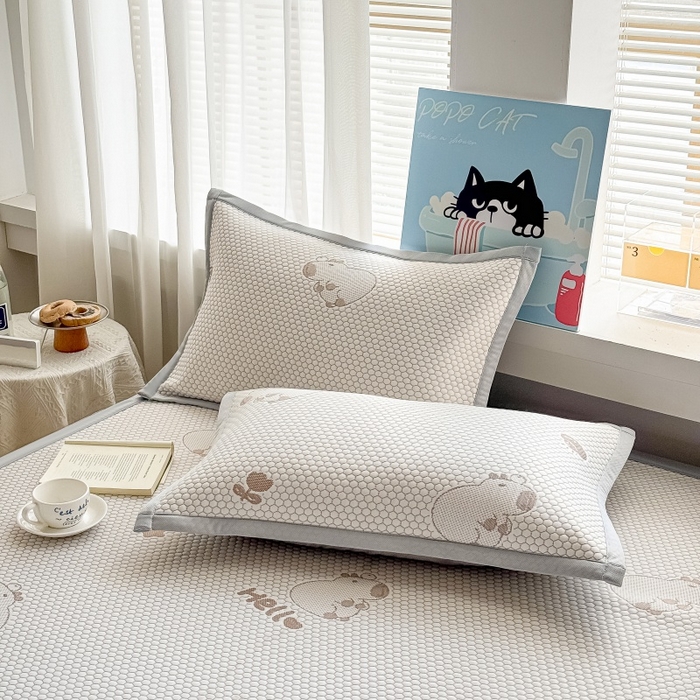 91家纺网 家纺一手货源 找家纺 水云缦 2025新款提花冰豆豆软席 卡皮巴拉-咖-条席款