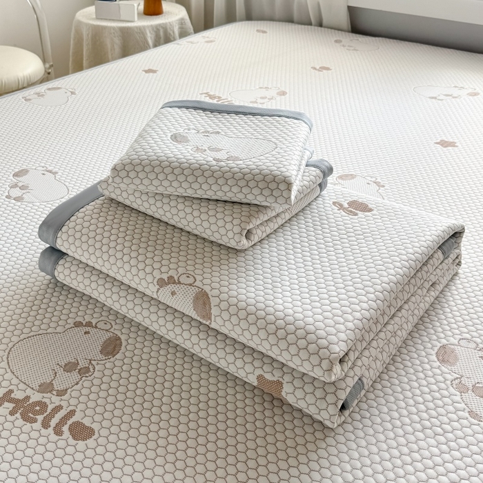 91家纺网 家纺一手货源 找家纺 水云缦 2025新款提花冰豆豆软席 卡皮巴拉-咖-条席款