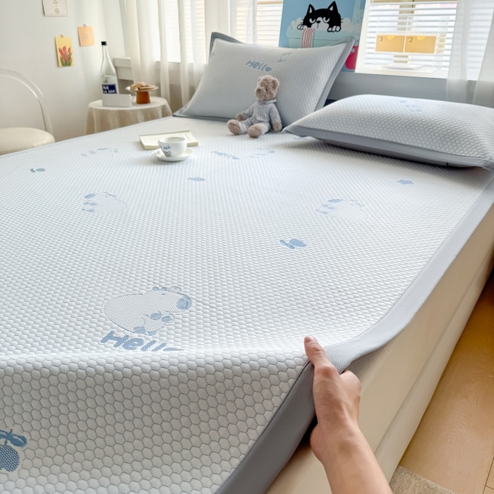 91家纺网 家纺一手货源 找家纺 水云缦 2025新款提花冰豆豆软席 卡皮巴拉-蓝-条席款