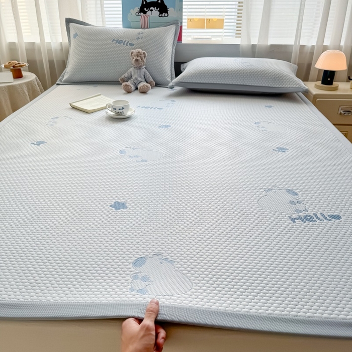 91家纺网 家纺一手货源 找家纺 水云缦 2025新款提花冰豆豆软席 卡皮巴拉-蓝-条席款