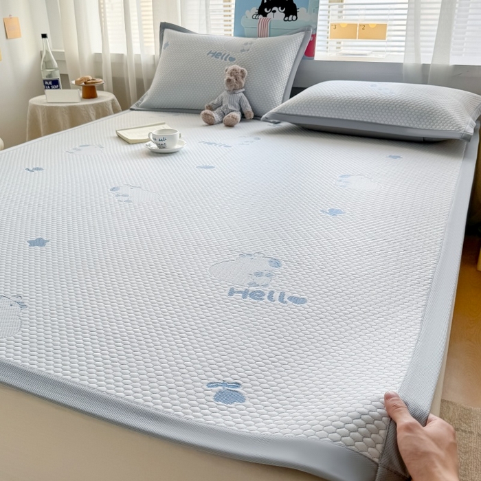 91家纺网 家纺一手货源 找家纺 水云缦 2025新款提花冰豆豆软席 卡皮巴拉-蓝-条席款