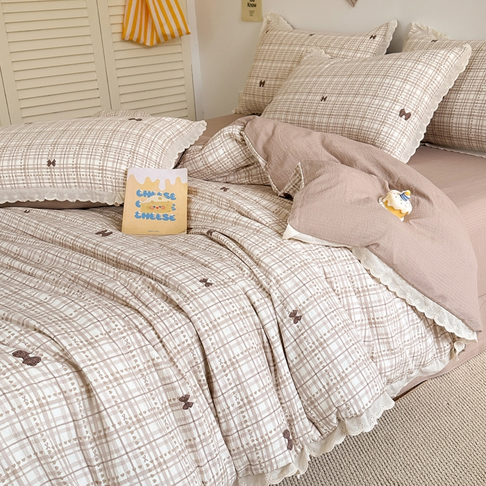 91家纺网 家纺一手货源 找家纺 斯卡诺家纺 2025新款纯棉花边双层纱四件套水洗棉四件套 蝶梦咖